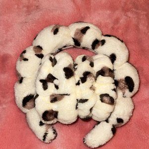 Makeup and Skincare headband with hand scruchies